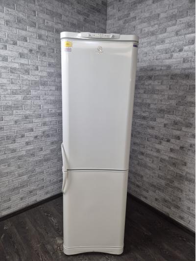 Холодильник Indesit C 240 G.016